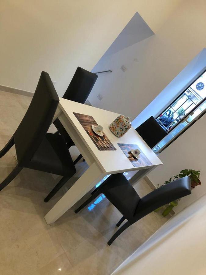 Annie'S Riviera Apartment เนเปิลส์ ภายนอก รูปภาพ