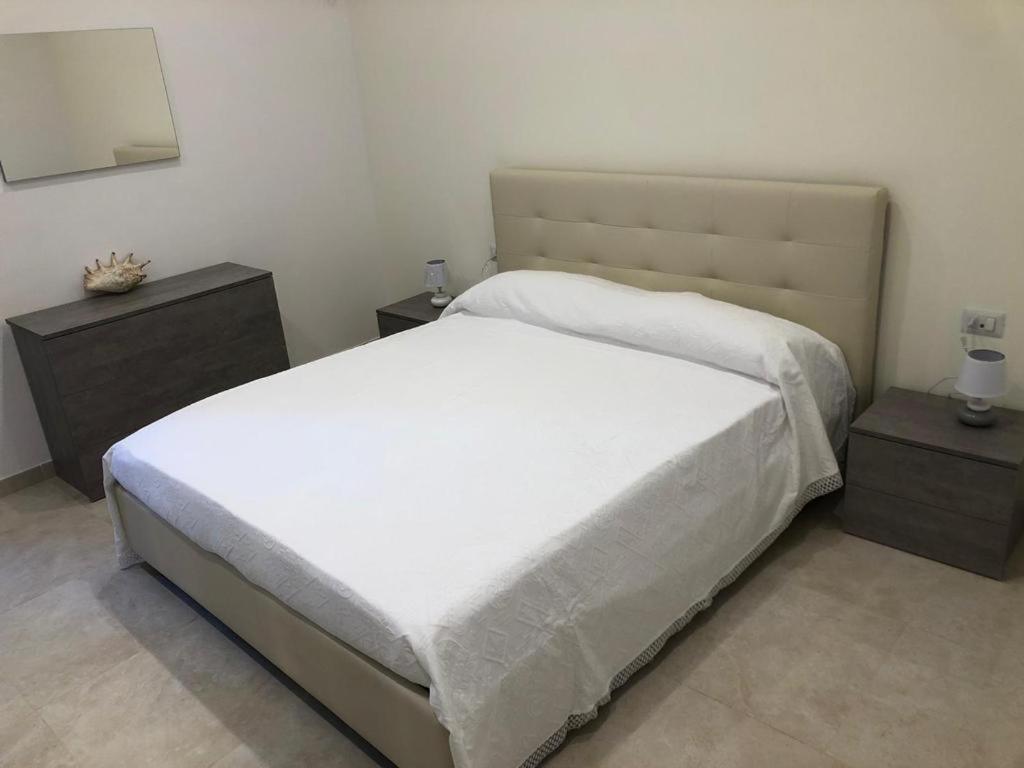 Annie'S Riviera Apartment เนเปิลส์ ภายนอก รูปภาพ